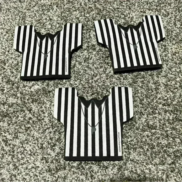Referee Outfit Shaped Drink Holders Set Of 3 - Picture 2 of 2